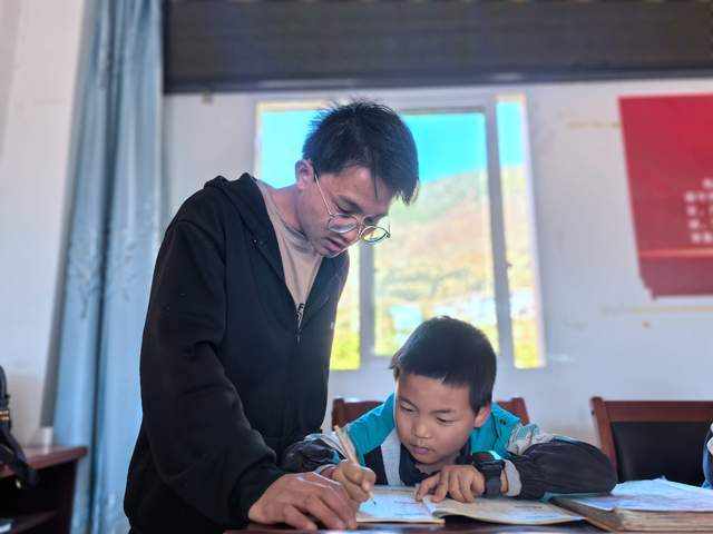 會東大學生回村“上崗” 這個寒假教育反哺雙向奔赴