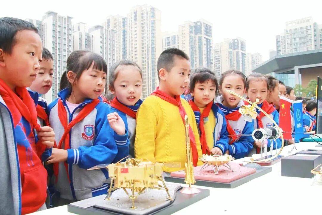 劉偉：警惕創新口號下的教育空心化—— 中小學雙基教育與創新教育協同發展的理性思考