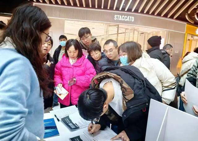 豐臺首個公共就業服務年來啦！首場招聘會火熱開場！