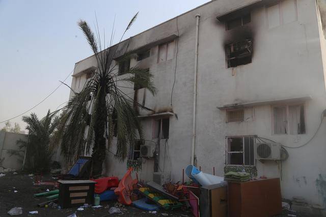 鏡頭直擊丨遭襲擊的伊朗米納卜市小學