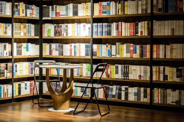 家門口的“圖書館”！鄭州新建20處圖書家庭驛站