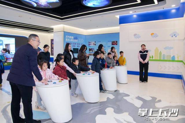 長沙麓山國際第二實驗小學：探秘風雲變幻 點亮科學童心