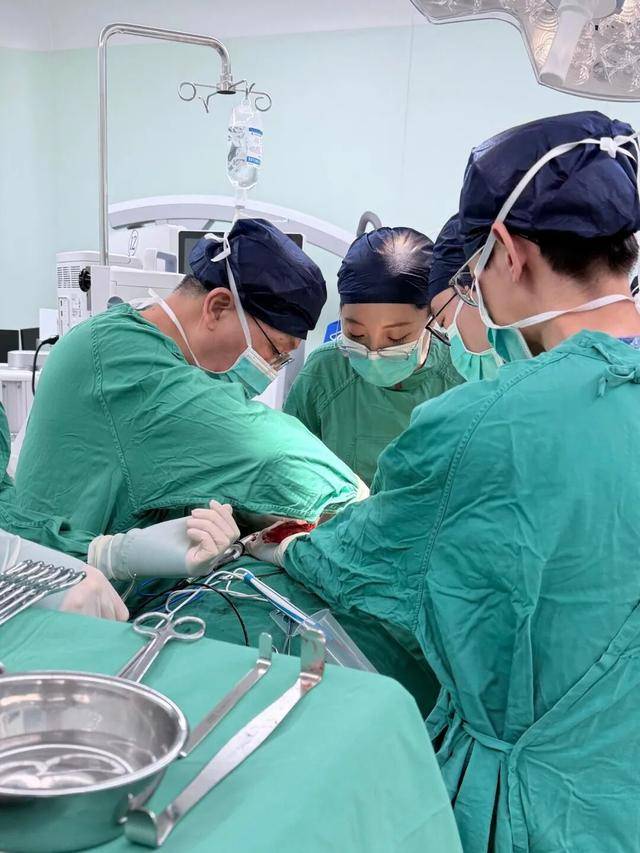 跨越千里的生命託付！一位小學教師的甲狀腺癌求醫之路