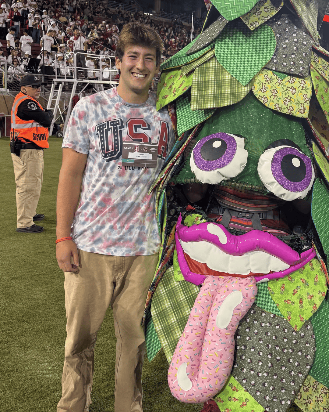 每週二“發物件”！華裔研究生研發約會軟體，斯坦福超5000名學生“淪陷”